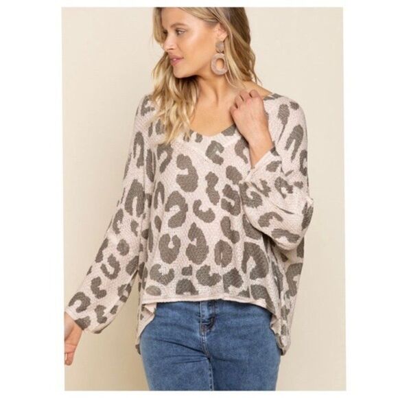 Copy - Animal Print lightweight Sweater - Picture 2 of 15